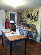 434 Franklin St, Unit 3 in Cambridge, MA - Foto de edificio - Building Photo