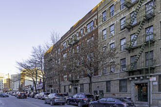 1386 Ogden Ave in Bronx, NY - Building Photo - Building Photo