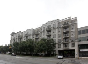 The Montgomery in Toronto, ON - Building Photo