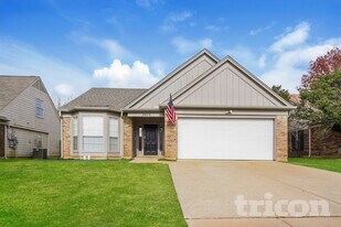 2628 Dahlia Dr in Fort Worth, TX - Building Photo