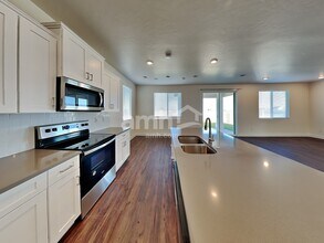 4101 Keklik Ave in Meridian, ID - Building Photo - Building Photo