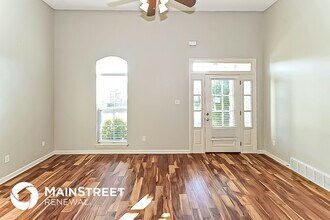 10186 Morning Hill Dr in Memphis, TN - Foto de edificio - Building Photo