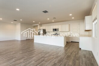 10118 E Ulysses Ave in Mesa, AZ - Building Photo - Building Photo