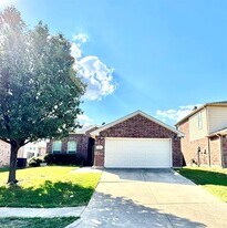 203 Waterford Dr in Wylie, TX - Building Photo