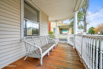 50-52 Peters Pl in Red Bank, NJ - Building Photo - Building Photo