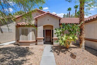 1852 Mt Carmel Ave in Las Vegas, NV - Building Photo - Building Photo