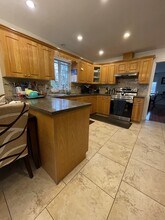 11797-11231 231 St in Maple Ridge, BC - Building Photo - Building Photo