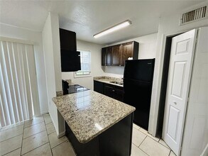 2763 L B McLeod Rd in Orlando, FL - Building Photo - Building Photo