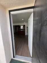 2425 W Cameron St in Long Beach, CA - Building Photo - Building Photo