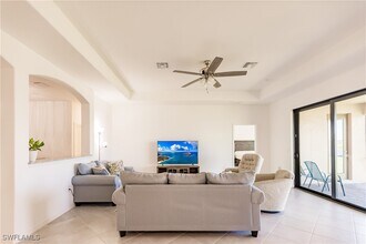 3305 Altimira Dr in Ft. Myers, FL - Building Photo - Building Photo
