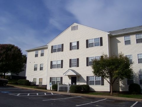 Woodscape Apartments in Culpeper, VA - Building Photo