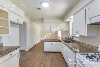 406 Vance St in League City, TX - Building Photo - Building Photo