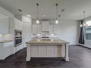 908 Hunters Creek Dr in Rockwall, TX - Building Photo - Building Photo