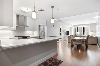 121 Portland St in Boston, MA - Building Photo - Building Photo