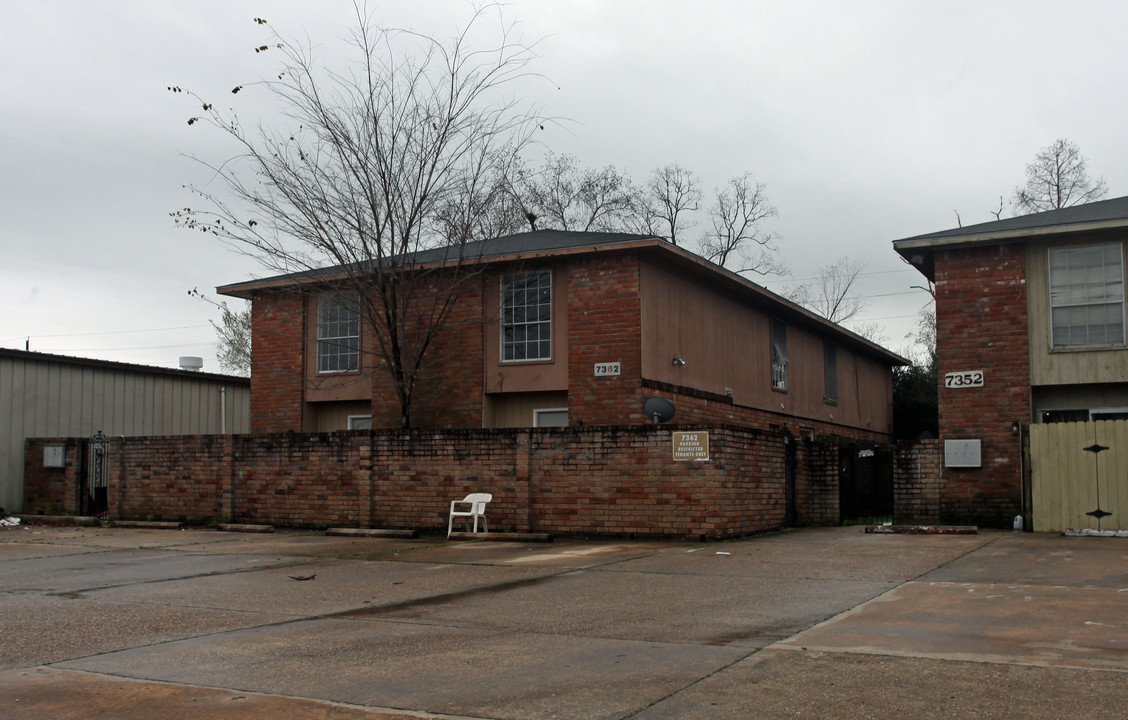 7362 Townsouth Ave in Baton Rouge, LA - Building Photo