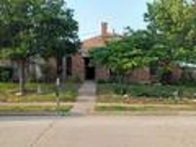 property at 1100 Derby Run