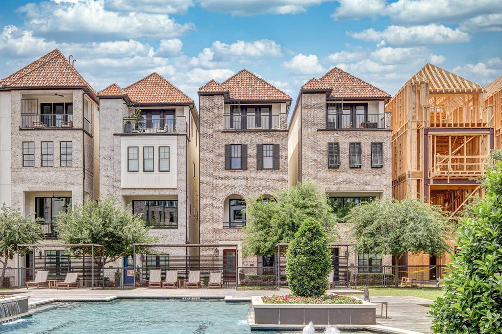 7518 Viano Ln in Houston, TX - Building Photo