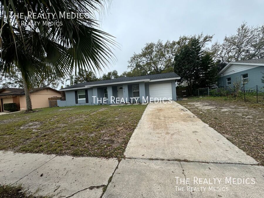 617 E Helm Way in Casselberry, FL - Building Photo