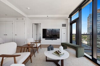 1475 N Kingsbury St in Chicago, IL - Building Photo - Building Photo