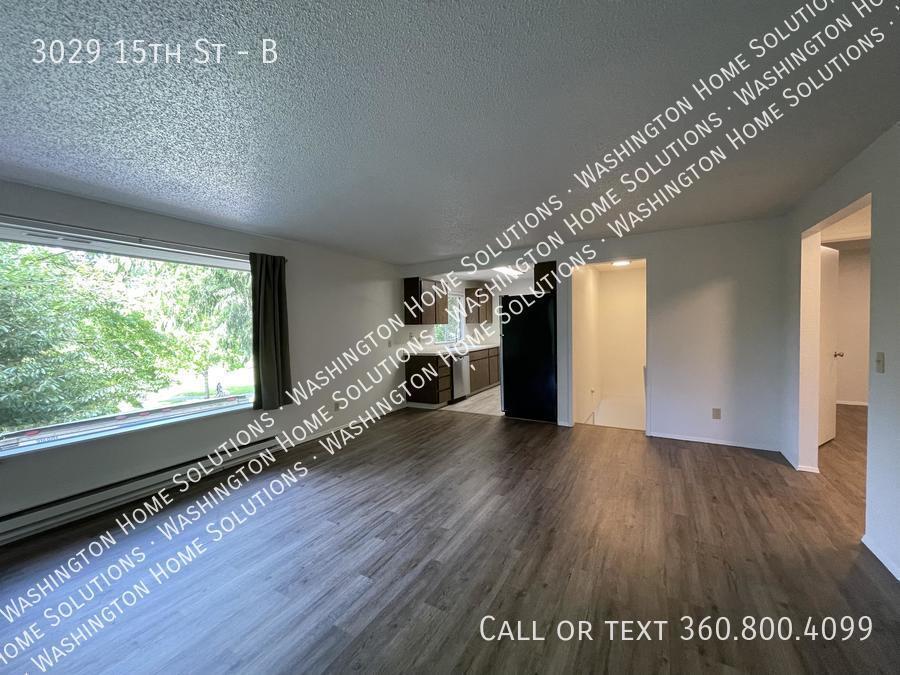 3029 15th St in Bremerton, WA - Building Photo