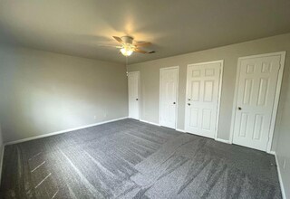 6373 Ivanhoe Ln in Beaumont, TX - Building Photo - Building Photo