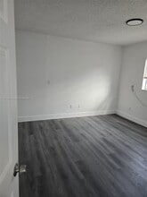 2617 NW 23rd Ave in Miami, FL - Building Photo - Building Photo