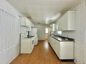 833 Westmoreland Ave in Kalamazoo, MI - Building Photo - Building Photo