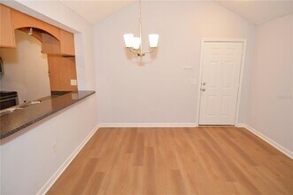 2500 Winding Creek Blvd in Clearwater, FL - Foto de edificio - Building Photo