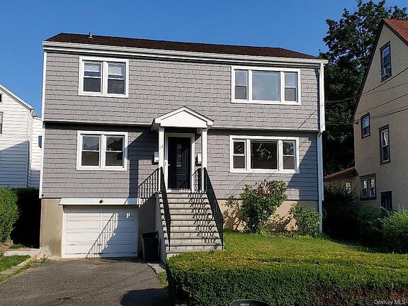 113 Park Ave in Harrison, NY - Building Photo