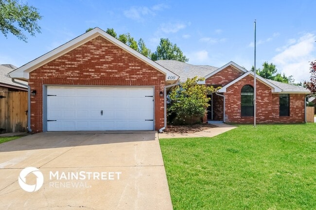 property at 400 Julie's Trail Cir