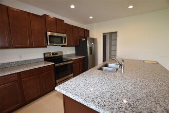 9365 St Therese St. in Groveland, FL - Building Photo - Building Photo
