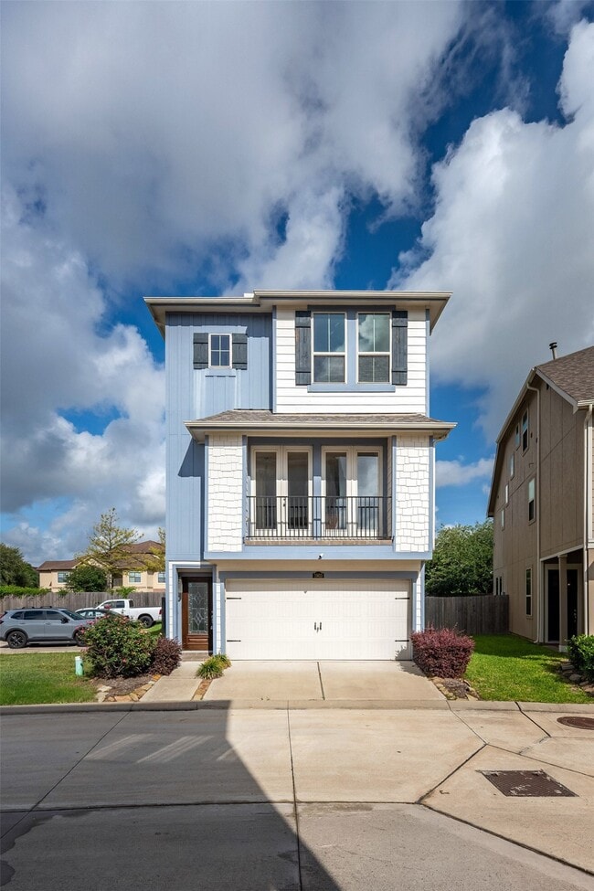 property at 1903 Kirby Landing Dr