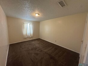 502-A N 10th St in Artesia, NM - Building Photo - Building Photo