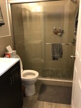 925 S 9th St, Unit Apt 3 in Philadelphia, PA - Building Photo - Building Photo