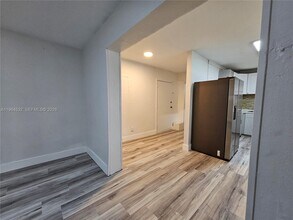 1727 Fletcher St in Hollywood, FL - Building Photo - Building Photo