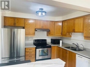 20 Whiteface Crescent in Brampton, ON - Building Photo - Building Photo