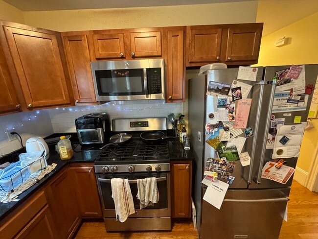 44 Gorham St, Unit 3 in Somerville, MA - Foto de edificio - Building Photo