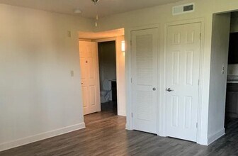 501 N Kibbe St in Erath, LA - Foto de edificio - Building Photo