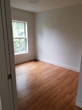 48 Center Hill Rd, Unit 48A in Manchester Center, VT - Foto de edificio - Building Photo