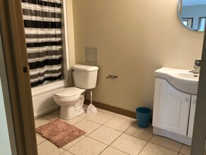 251-251 Lester St in Waterloo, ON - Building Photo - Building Photo