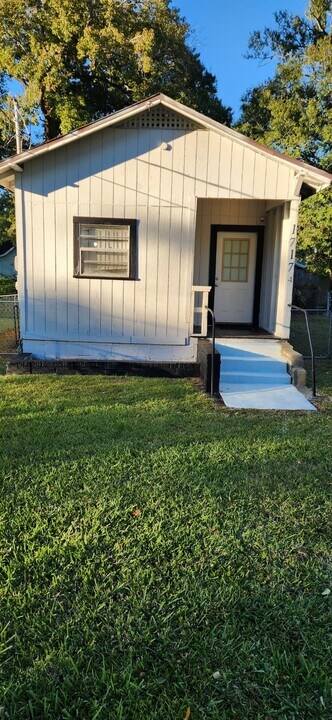 1717 W. 20th St. Apt. 1 in Jacksonville, FL - Foto de edificio