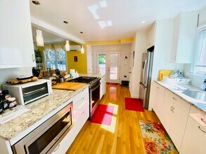 14 Bradbury St in Boston, MA - Building Photo - Building Photo