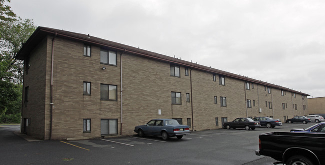 340 Hudson St Apartments in Hackensack, NJ - Building Photo - Building Photo