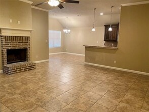 740 Westgate Dr in Aledo, TX - Foto de edificio - Building Photo