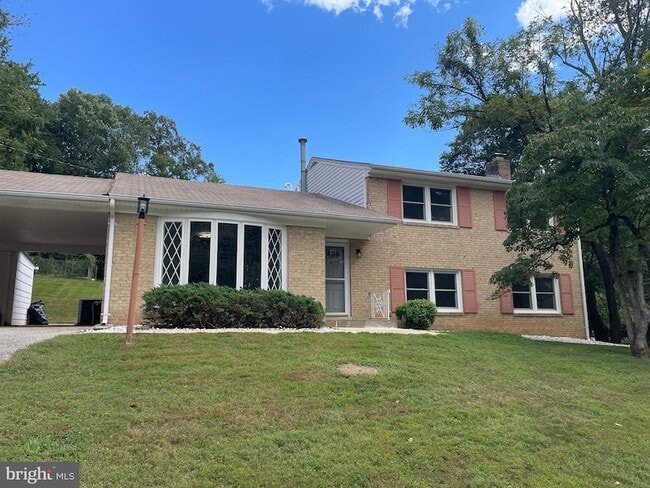 property at 13409 Doncaster Ln