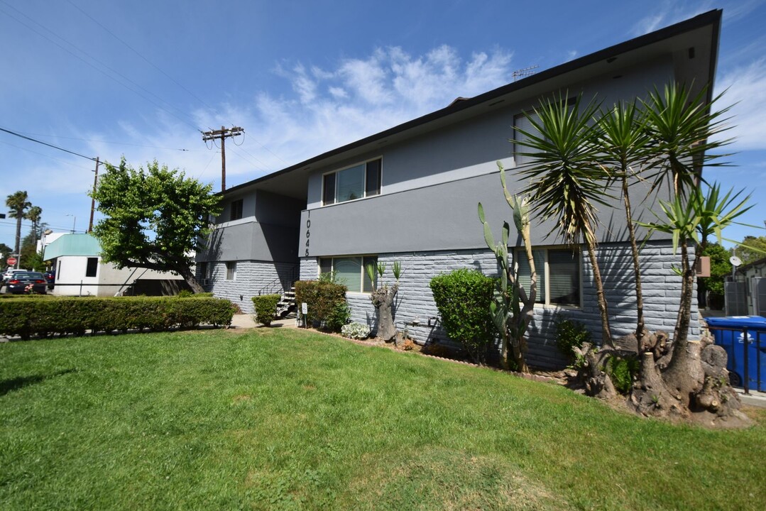10645 Valley Spring Ln in Los Angeles, CA - Building Photo