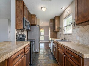 226 Pecan Dr in League City, TX - Building Photo - Building Photo