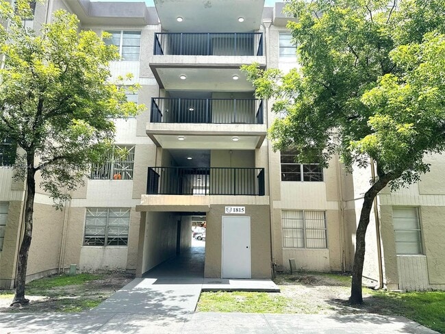 1815 W 56th St