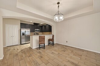 8314 Columbia Forest Dr in Houston, TX - Foto de edificio - Building Photo