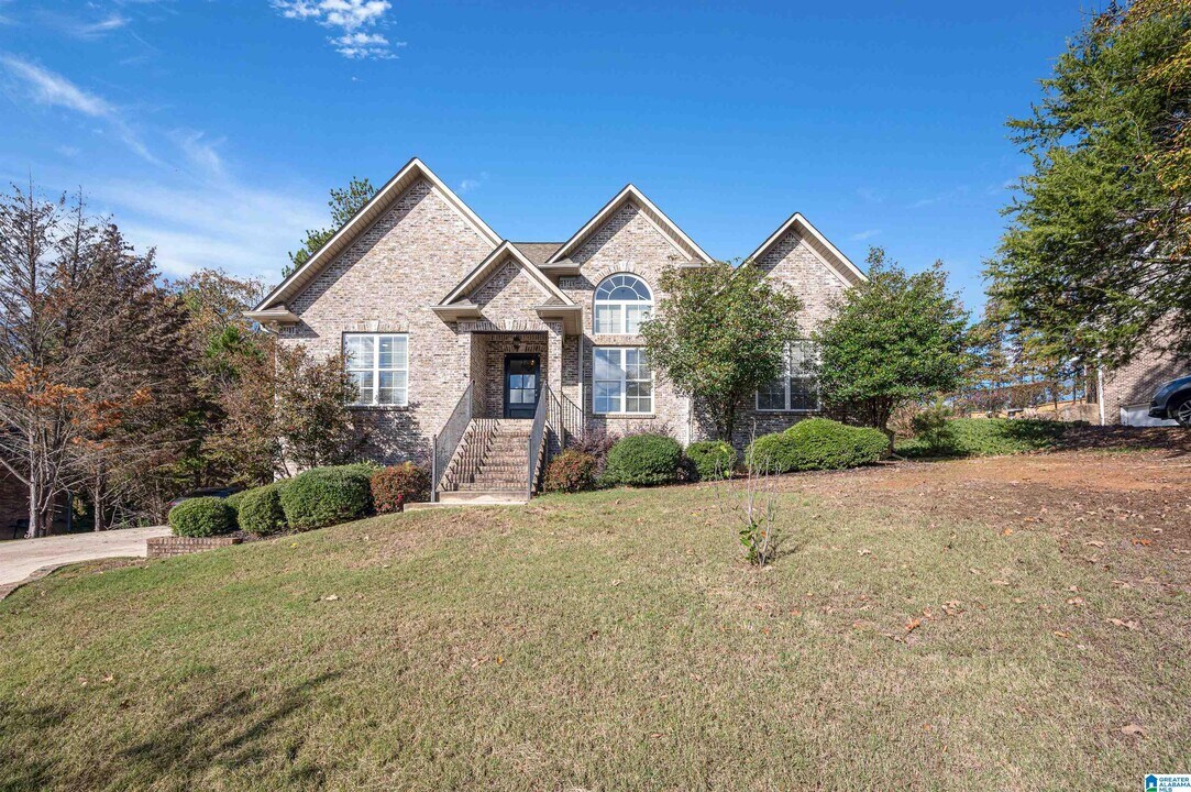 99 Pats Way in Springville, AL - Building Photo